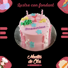 Lustre con detalles de Fondant
